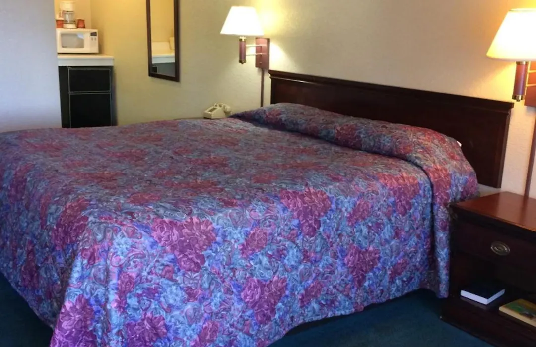 Oak Motel-1