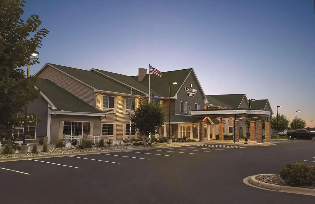 Country Inn & Suites By Radisson, Willmar, Mn-1