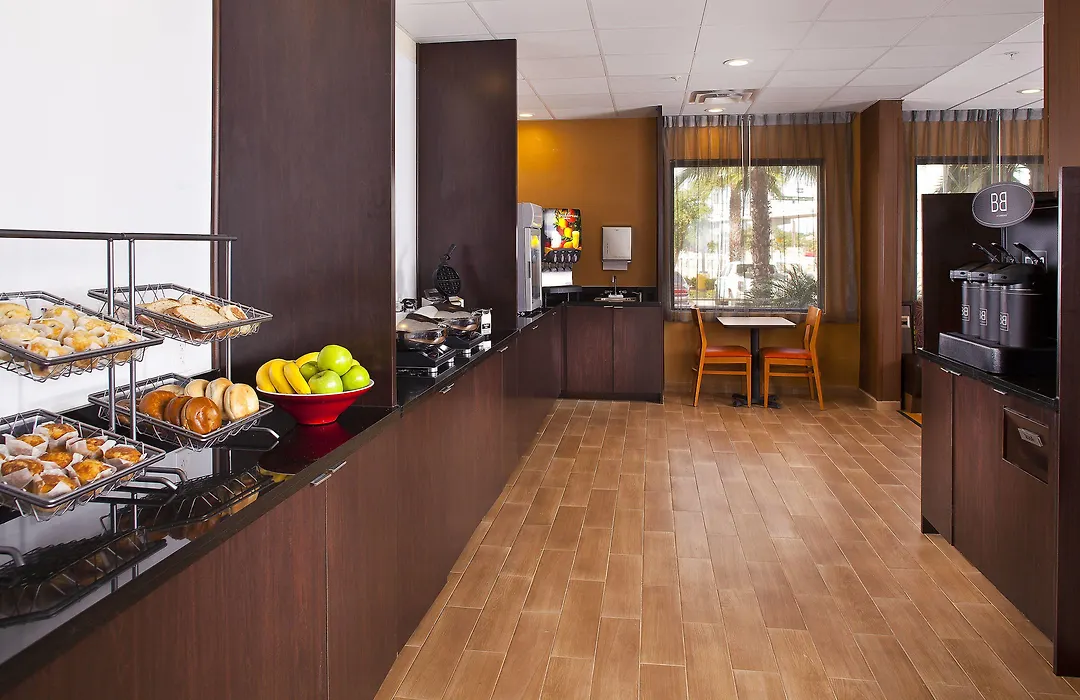 Fairfield Inn & Suites Houston Hobby Airport-1