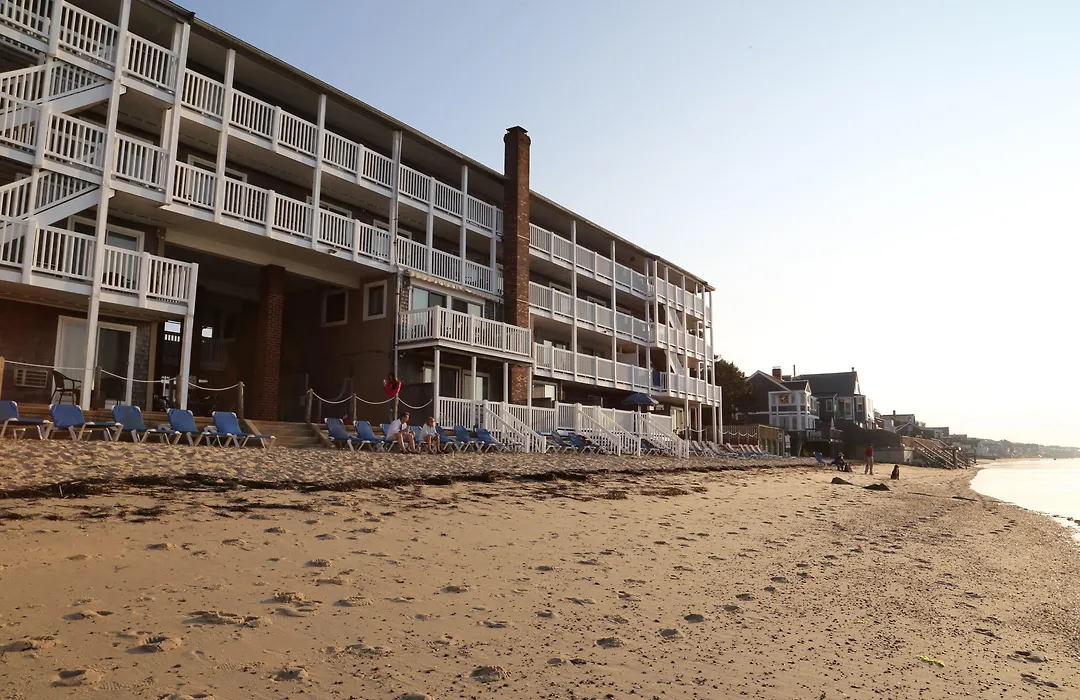Surfside Hotel And Suites-1
