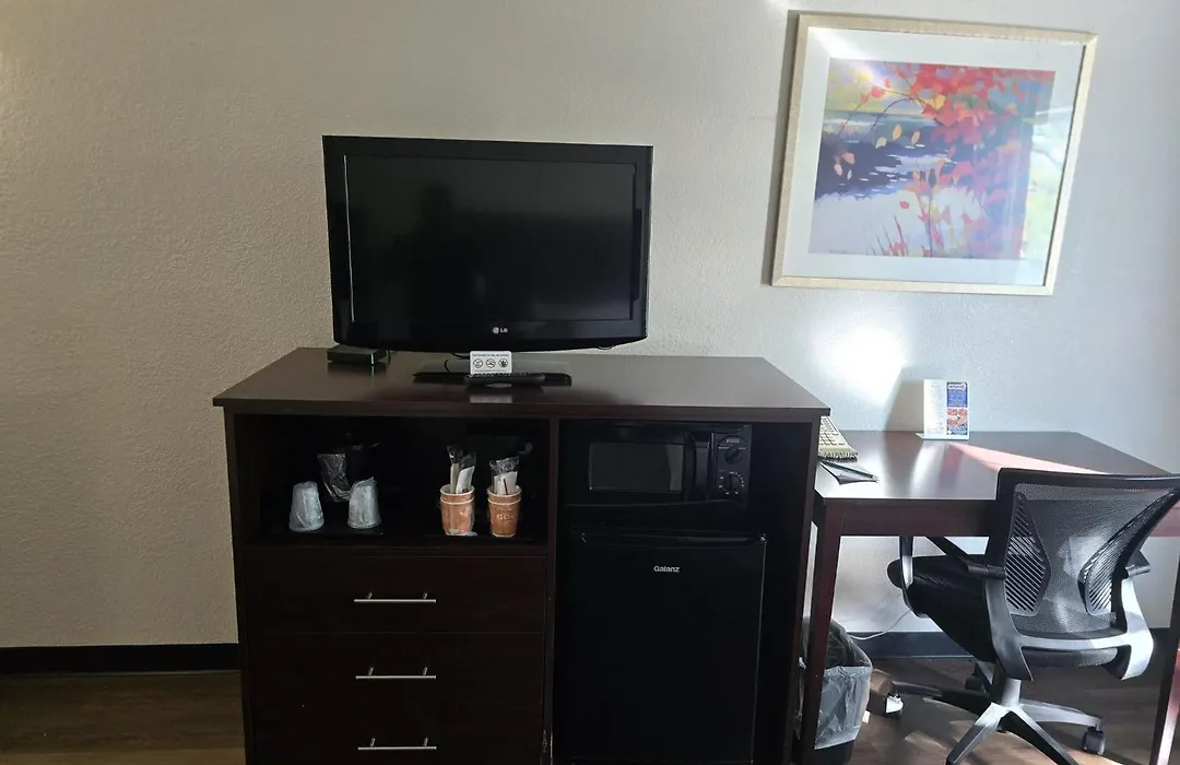 Quality Inn Newark - Wilmington-1