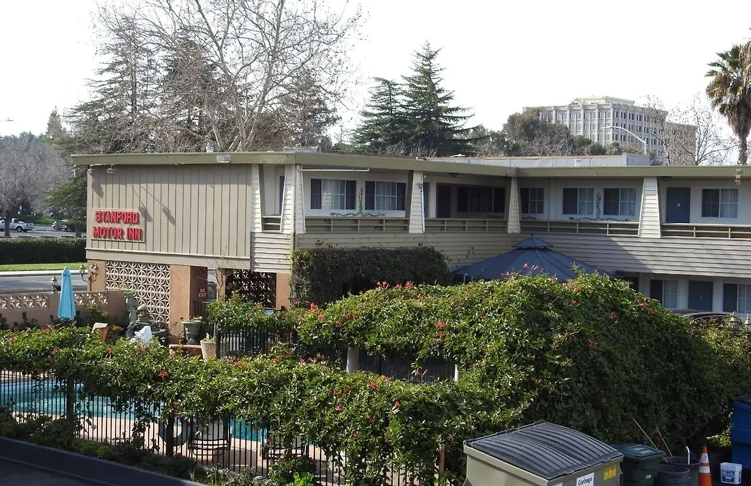 Stanford Motor Inn-1