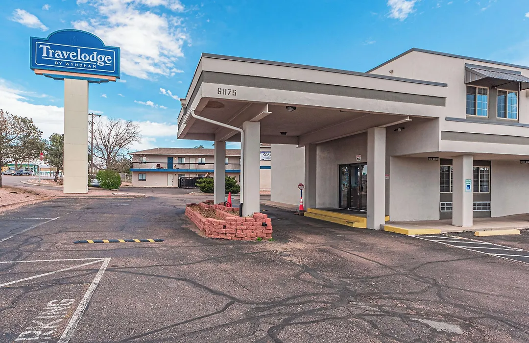 Travelodge By Wyndham Colorado Springs Airport - Peterson Sfb-1