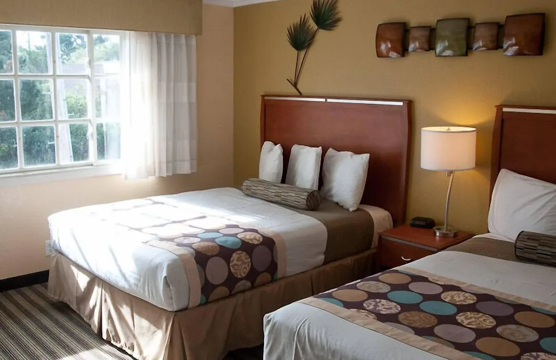 Deer Haven Inn-1