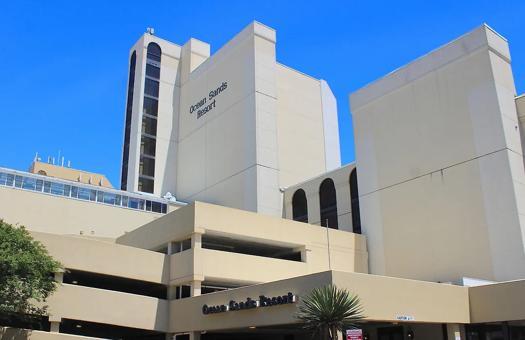 Ocean Sands Resort, Oceanfront, Virginia Beach By Vacatia-1