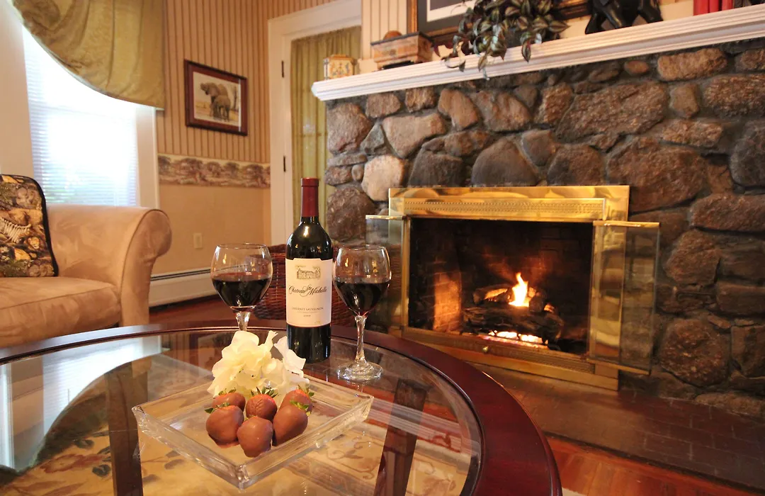 Glynn House Inn - Adults Only-1