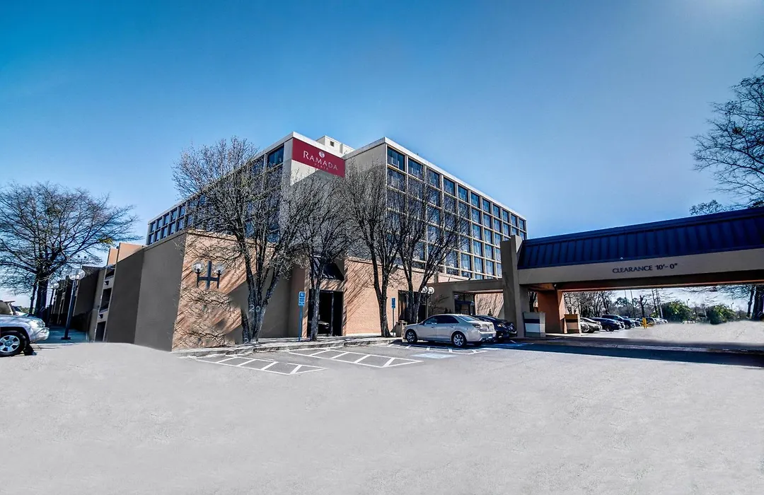 Ramada Plaza By Wyndham Atlanta Airport-1
