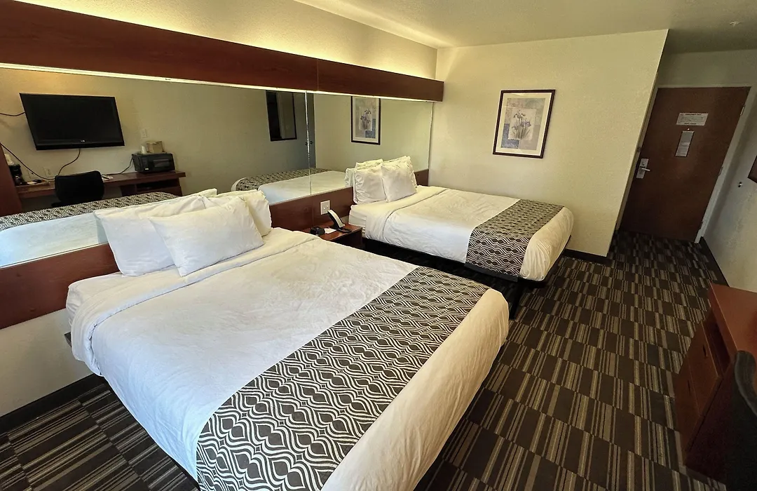 Microtel Inn And Suites By Wyndham Miami Ok-1