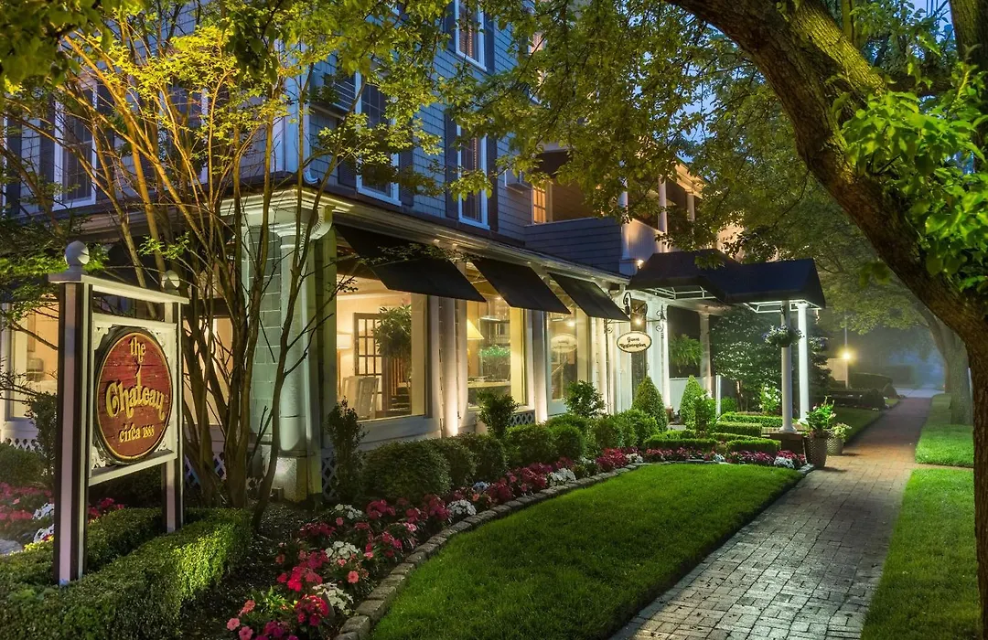 Chateau Inn And Suites-1
