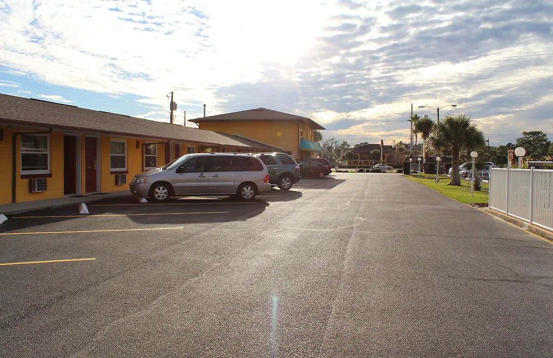 Knights Inn Kissimmee-1