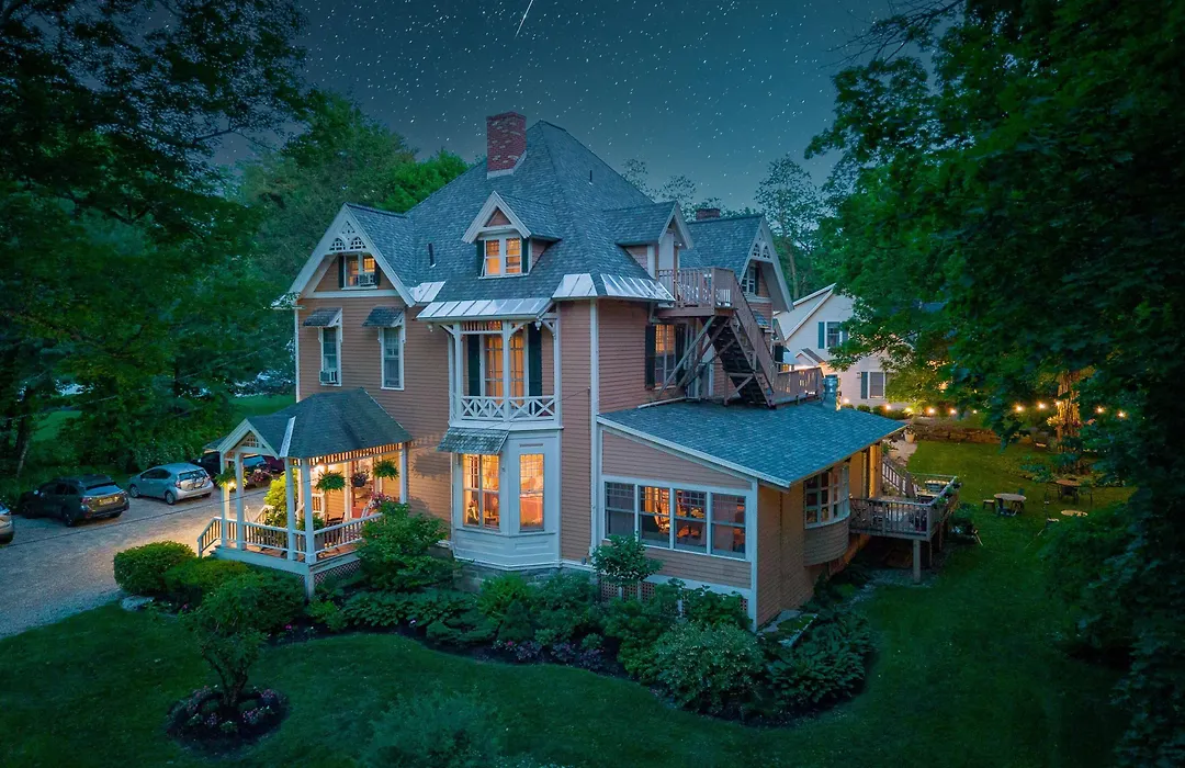 Brook Farm Inn-1