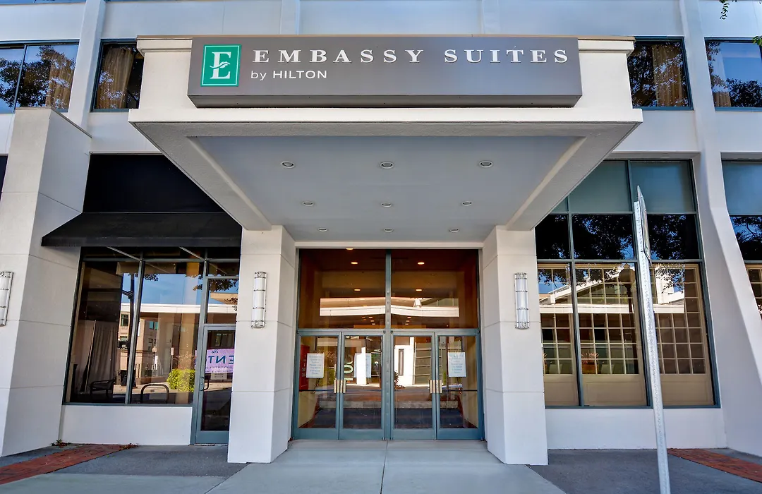 Embassy Suites Winston-Salem-1