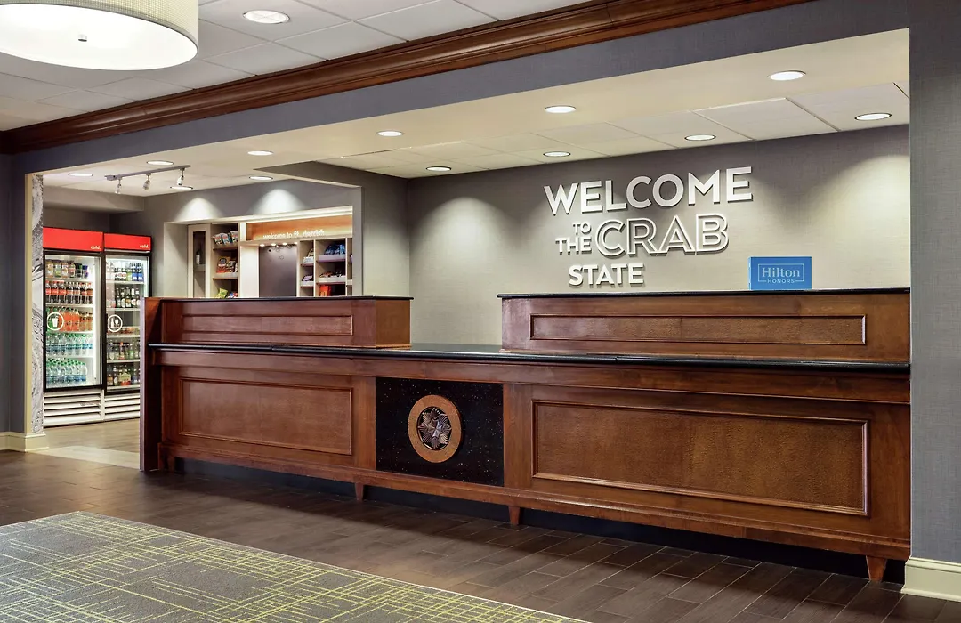 Hampton Inn & Suites Frederick/Fort Detrick-1