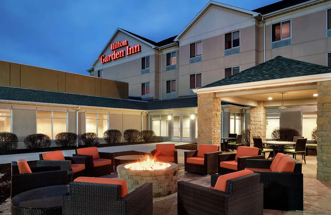 Hilton Garden Inn Dubuque Downtown-1