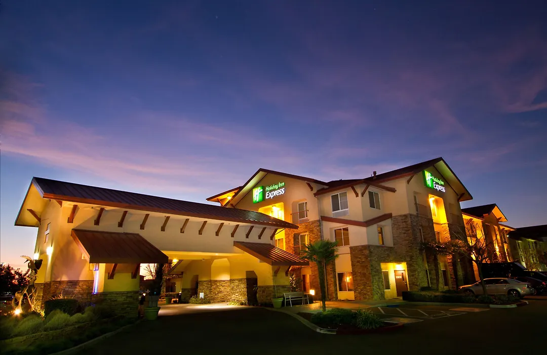 Holiday Inn Express Turlock By Ihg-1