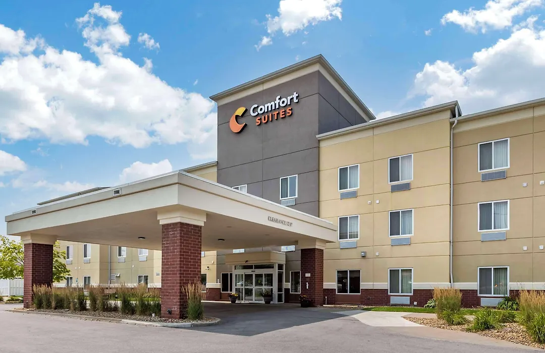 Comfort Suites Coralville I-80-1