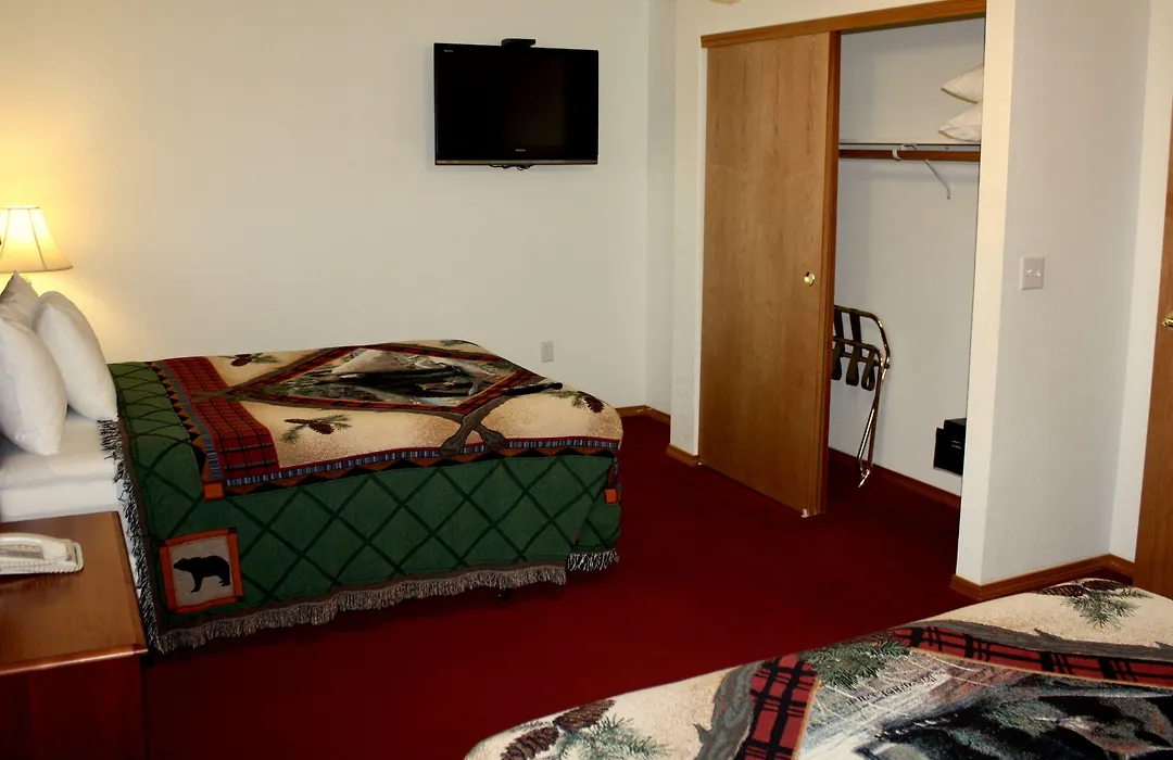 Juneau Hotel-1