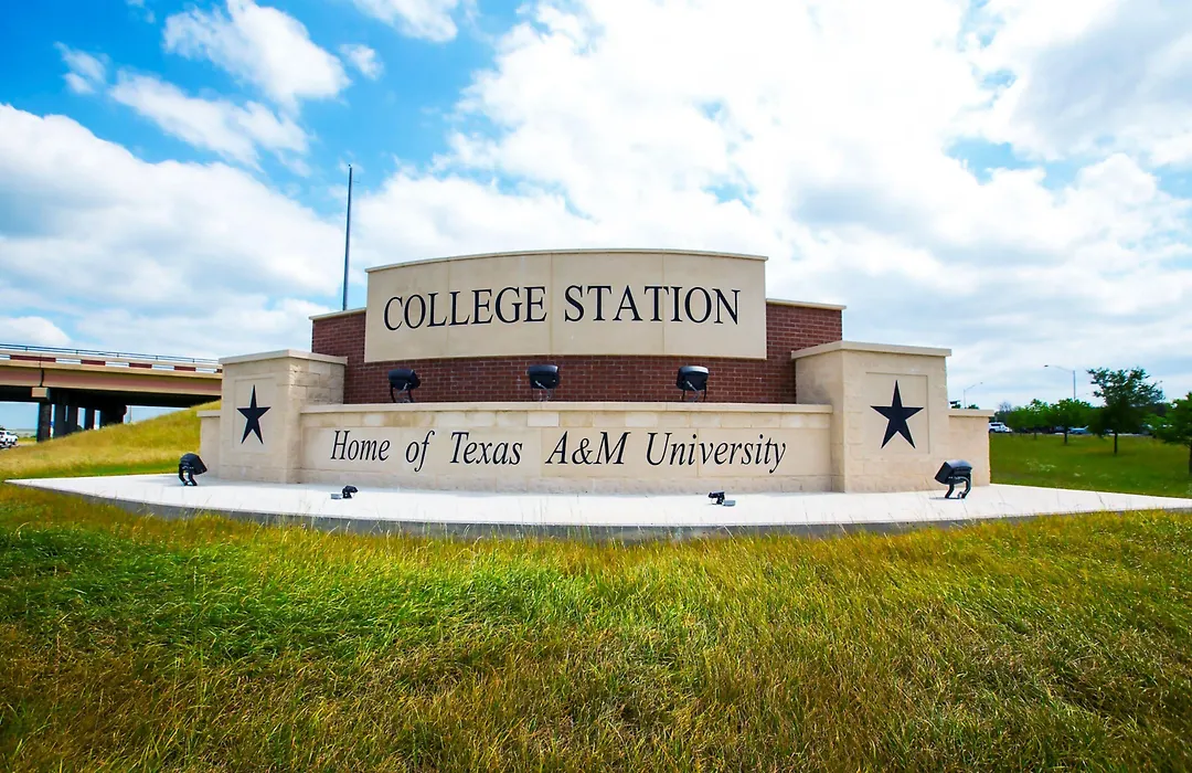 Holiday Inn & Suites College Station-Aggieland By Ihg-1