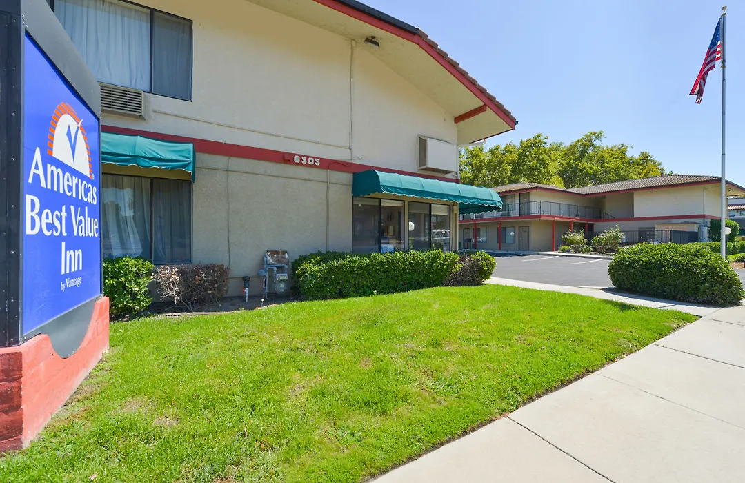 Atascadero Inn-1