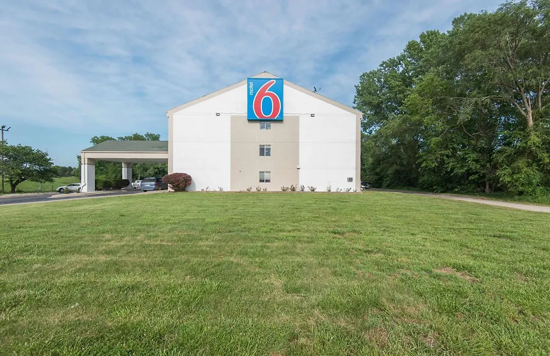 Motel 6-Lawrence, Ks-1