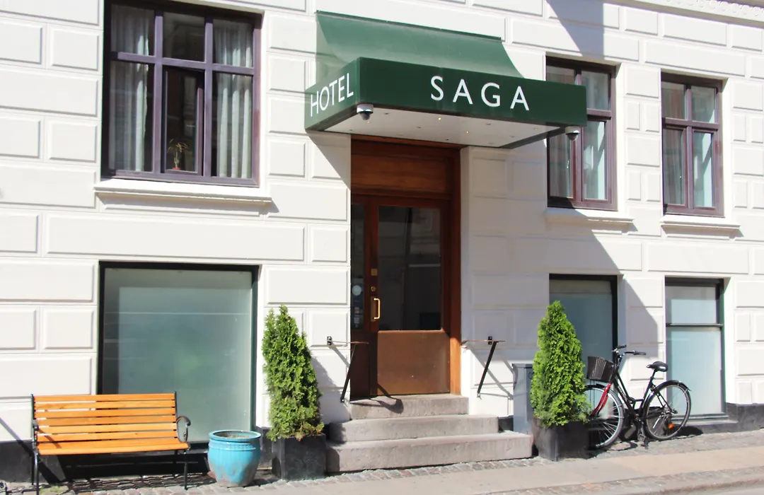 Go Hotel Saga-1