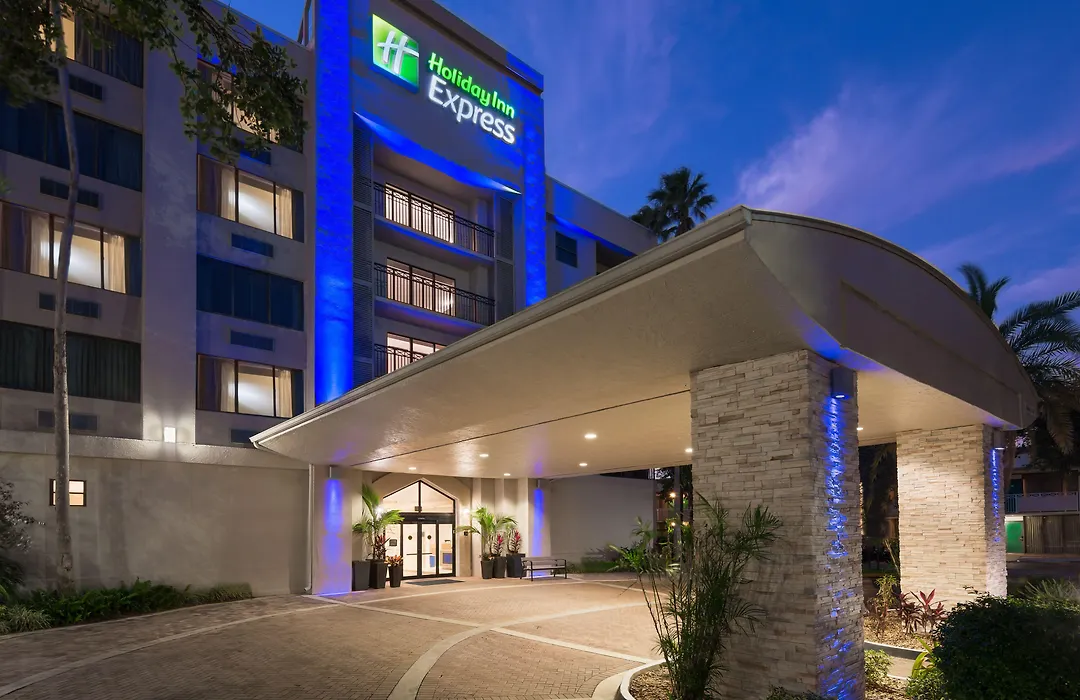 Holiday Inn Express Hotel & Suites Ft. Lauderdale-Plantation By Ihg-1