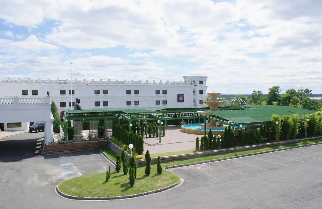 Raritan Hotel-1