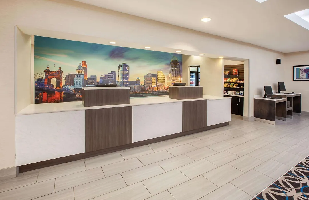 La Quinta By Wyndham Cincinnati Airport Florence-1