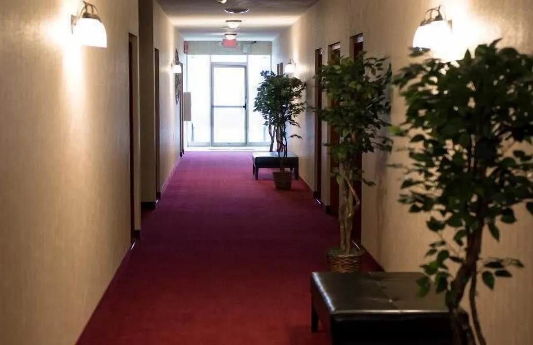 Pacer Inn & Suites Motel-1