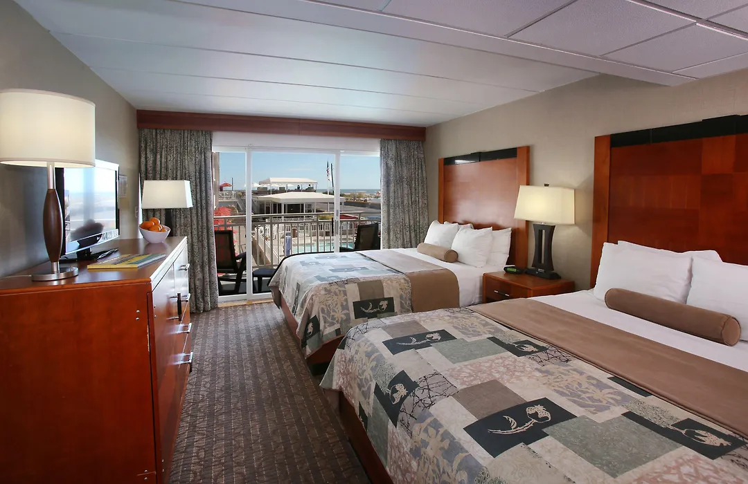 Montreal Beach Resort-1