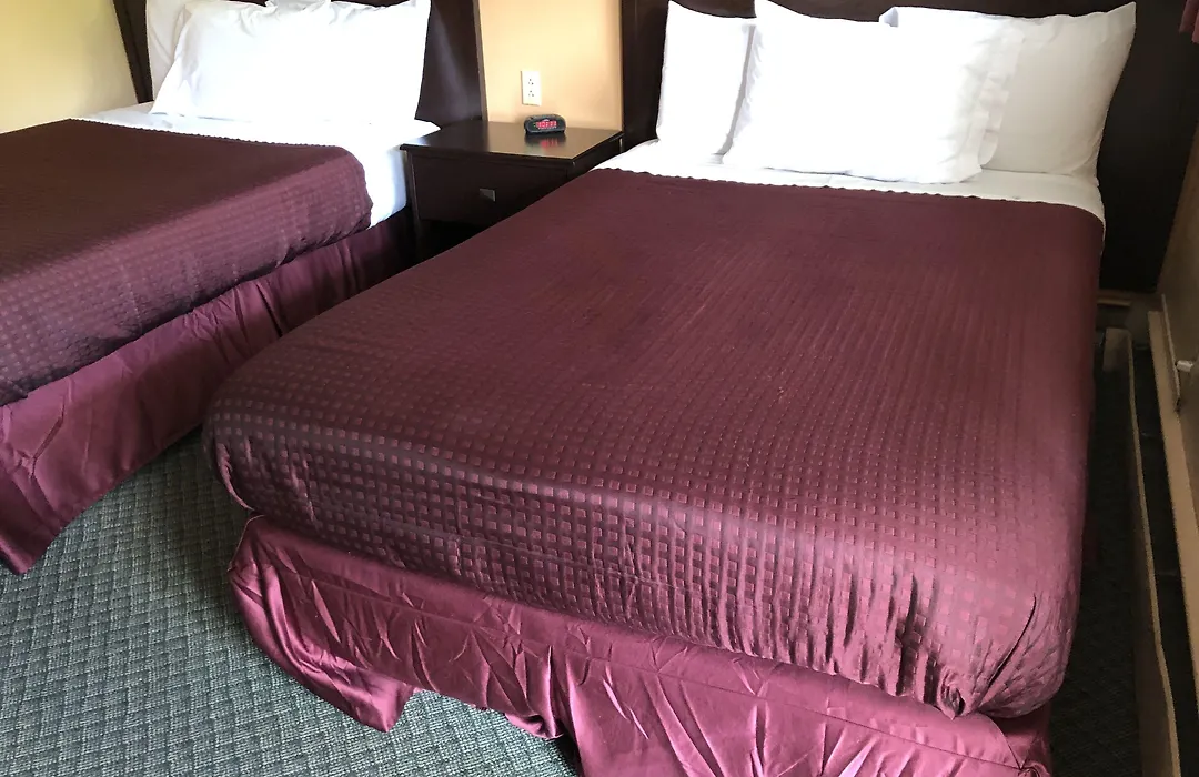 Hometown Inn-1