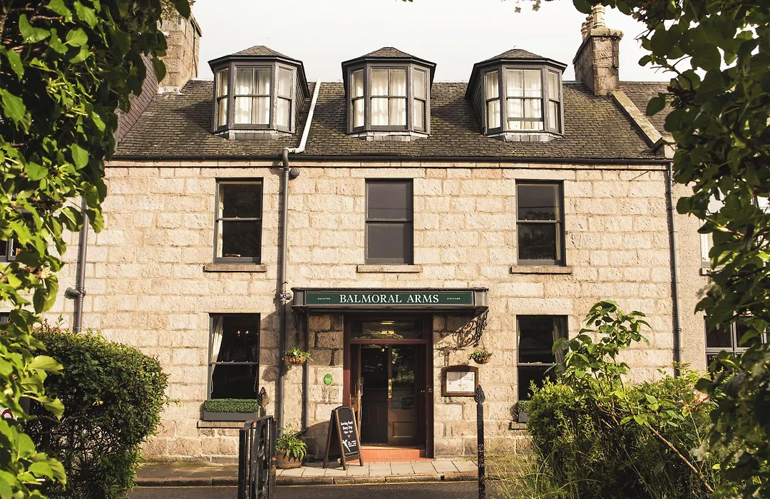 Balmoral Arms-1