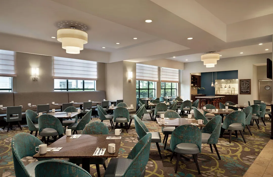 Hilton Garden Inn Worcester-1