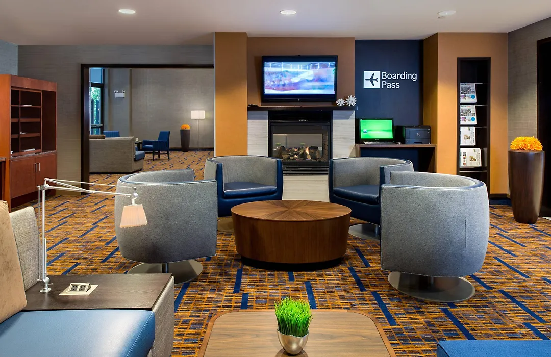 Courtyard By Marriott Hanover Lebanon-1