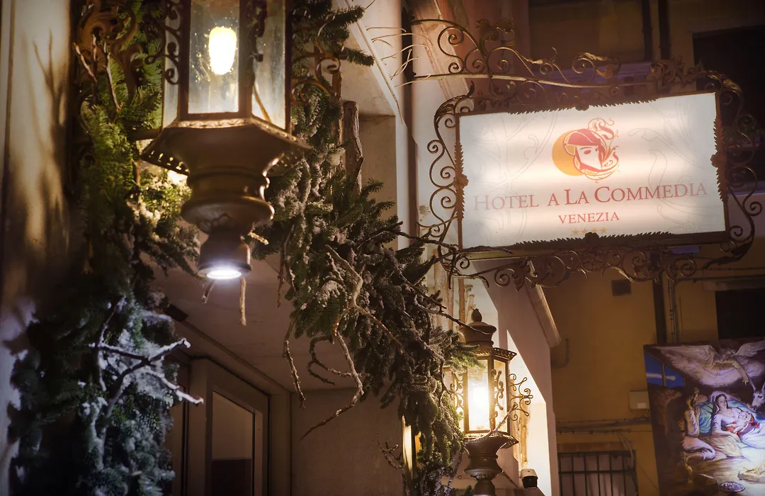 Hotel A La Commedia-1