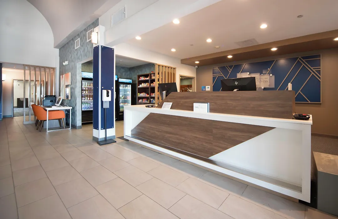 Holiday Inn Express Suites Little Rock West By Ihg-1