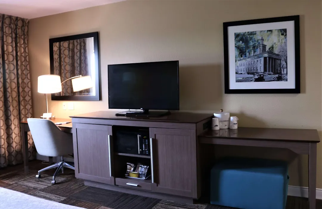 Hampton Inn & Suites Fremont-1