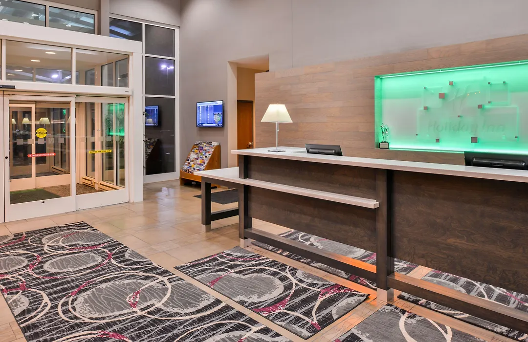 Holiday Inn Kansas City Airport By Ihg-1