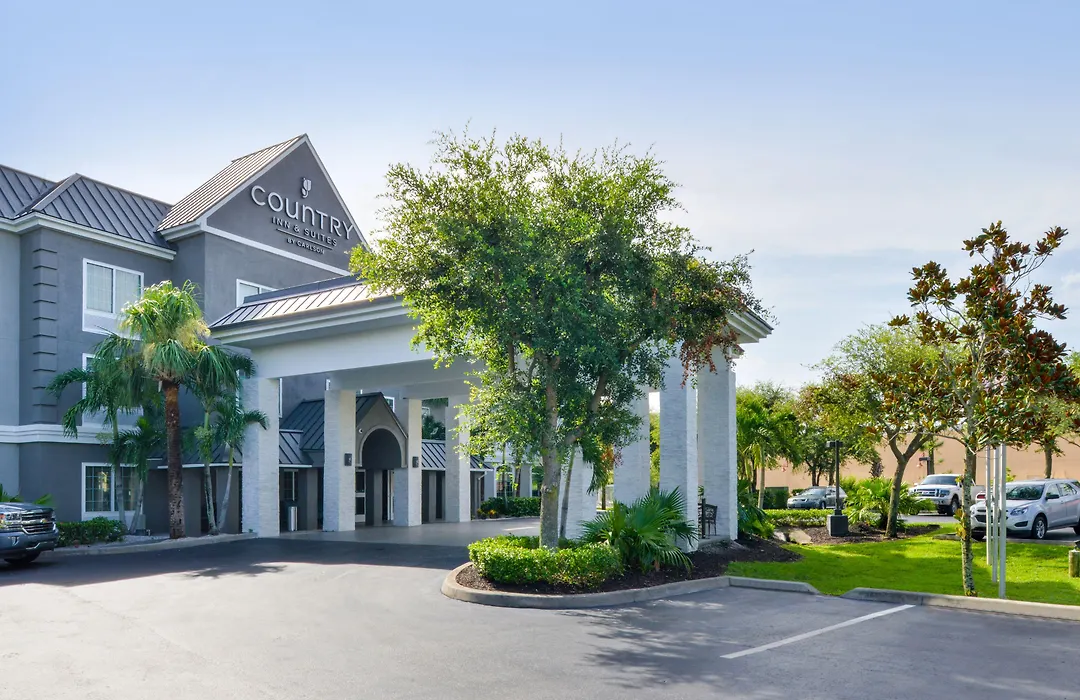 Hotel Flamingo Inn & Suites Vero Beach I-95-1