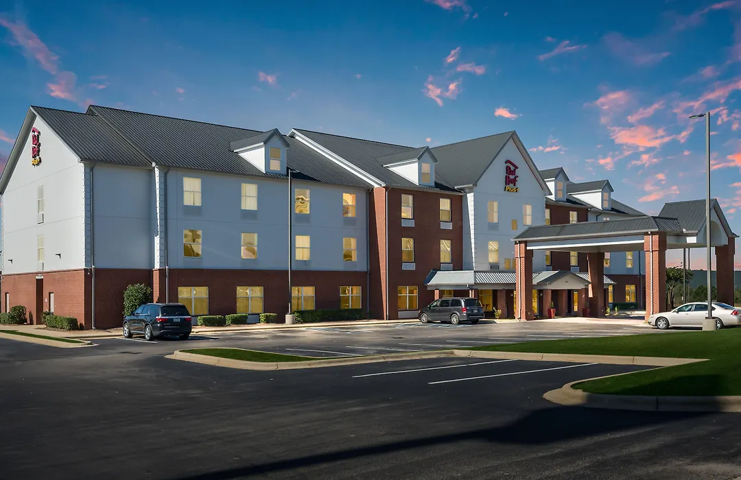 Red Roof Inn Plus & Suites Birmingham - Bessemer-1