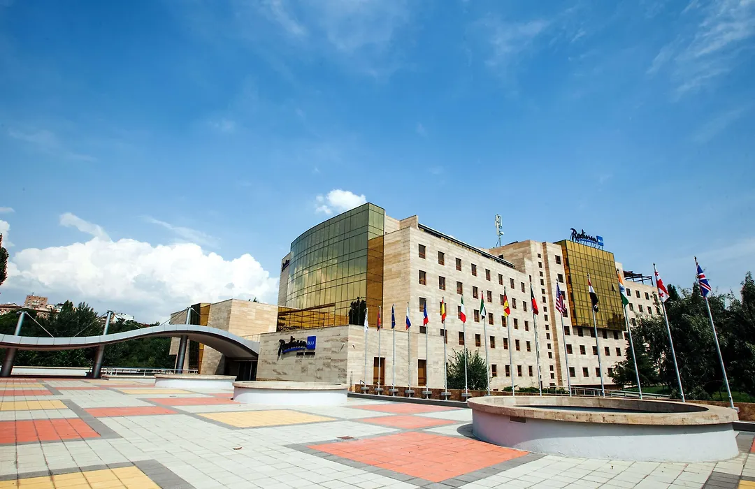 Radisson Blu Hotel Yerevan-1