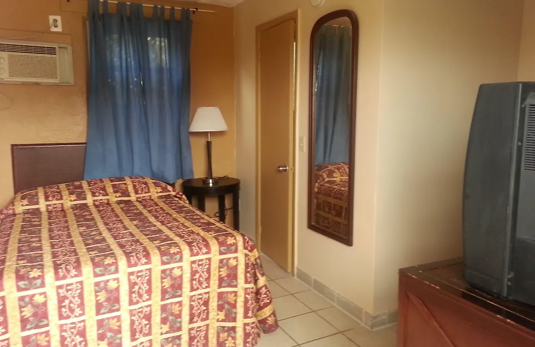 Atlantic Inn-1