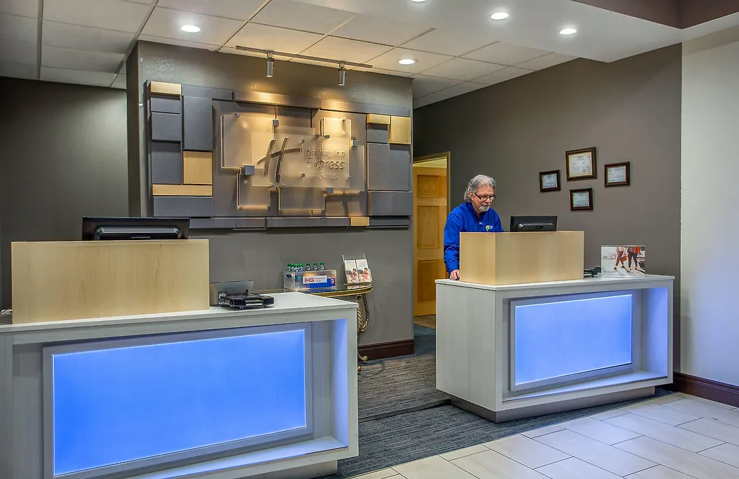Holiday Inn Express & Suites Morristown By Ihg-1