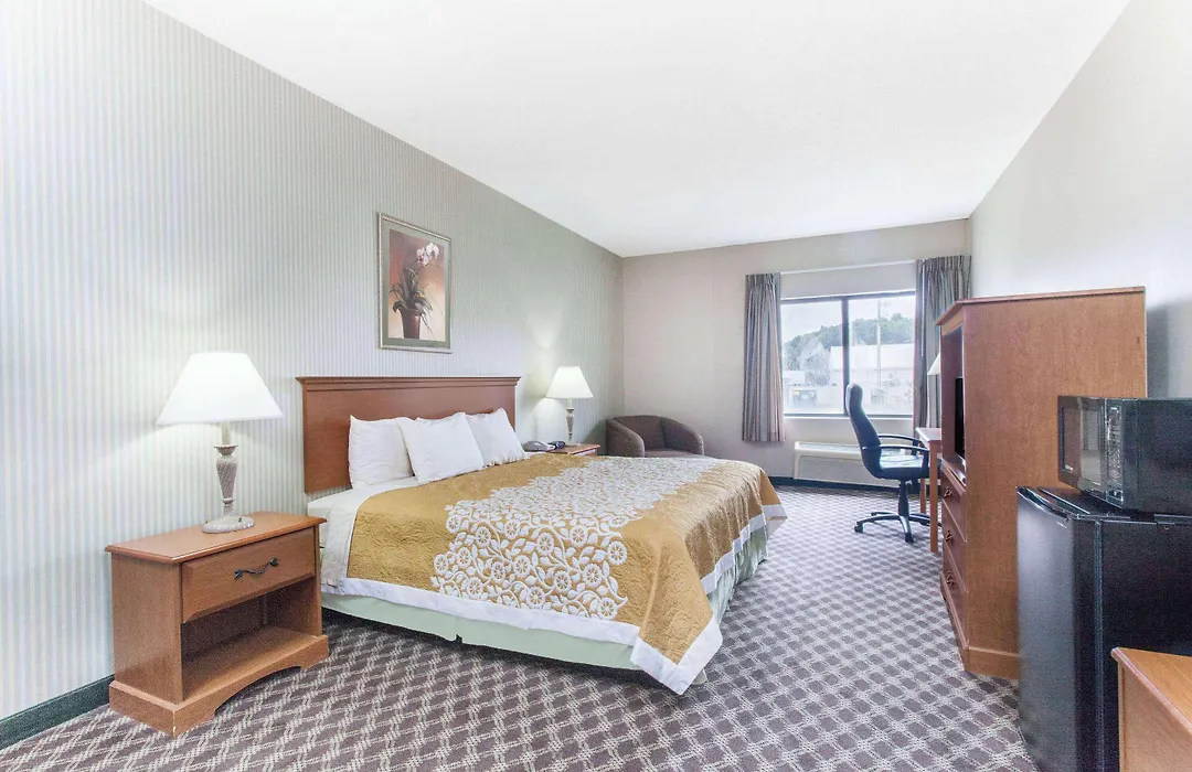 Days Inn & Suites Seaford-1