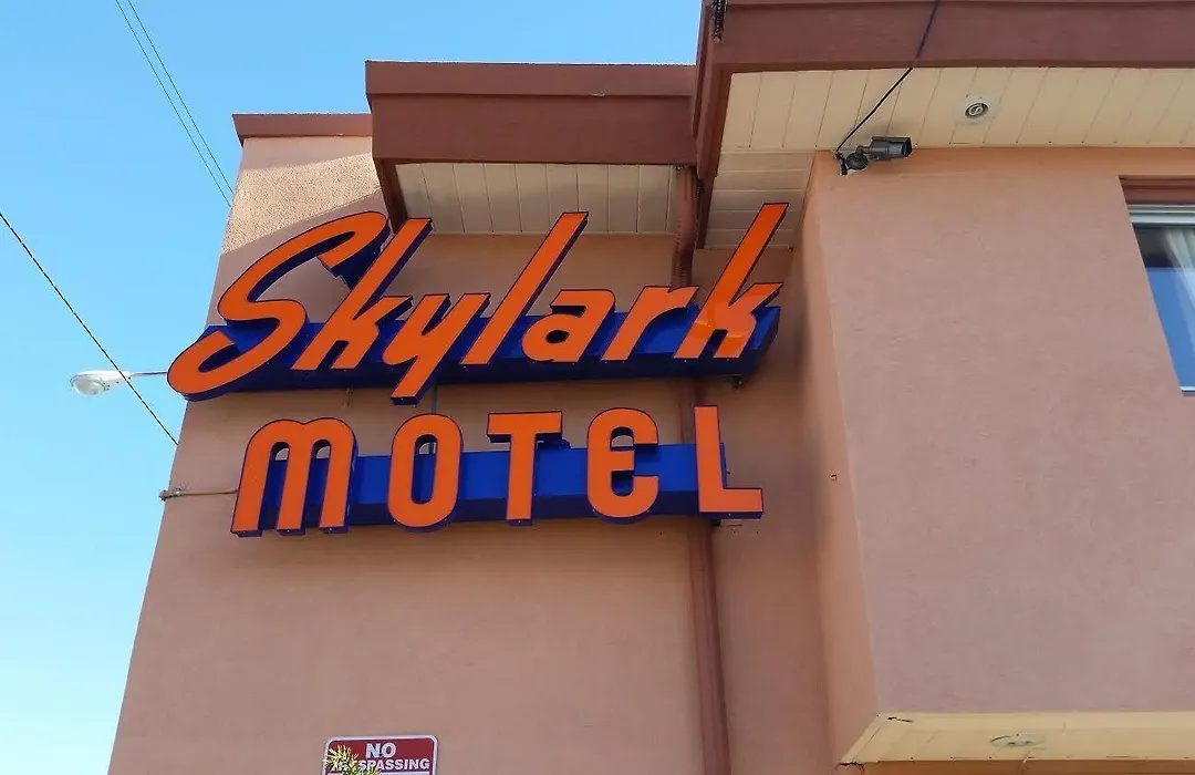 Skylark Motel-1