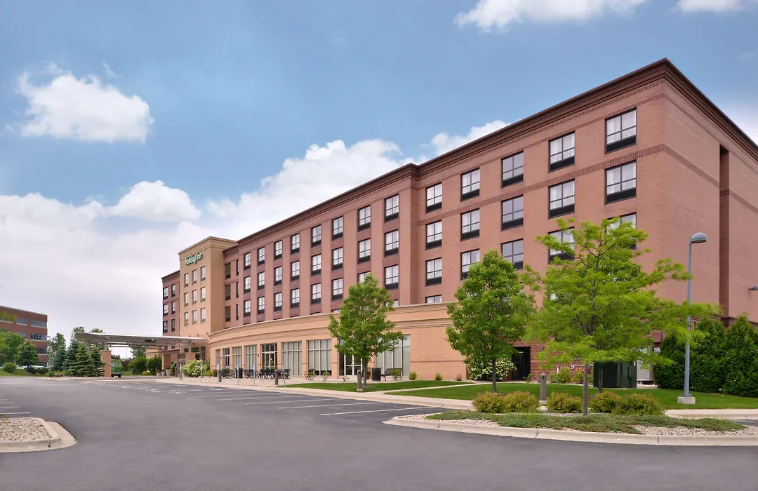 Holiday Inn Madison At The American Center By Ihg-1