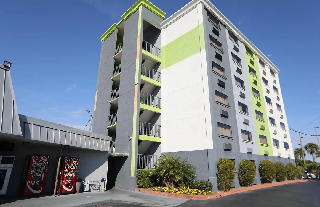 Emerald Coast Inn & Suites-1