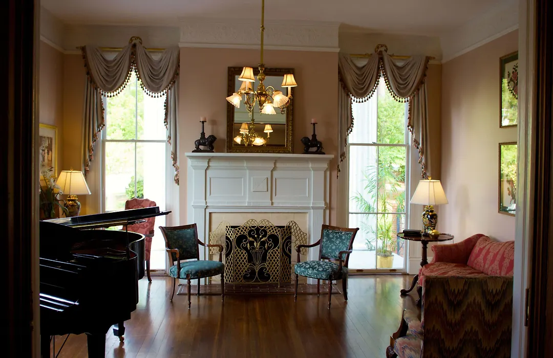 Lookaway Inn-1