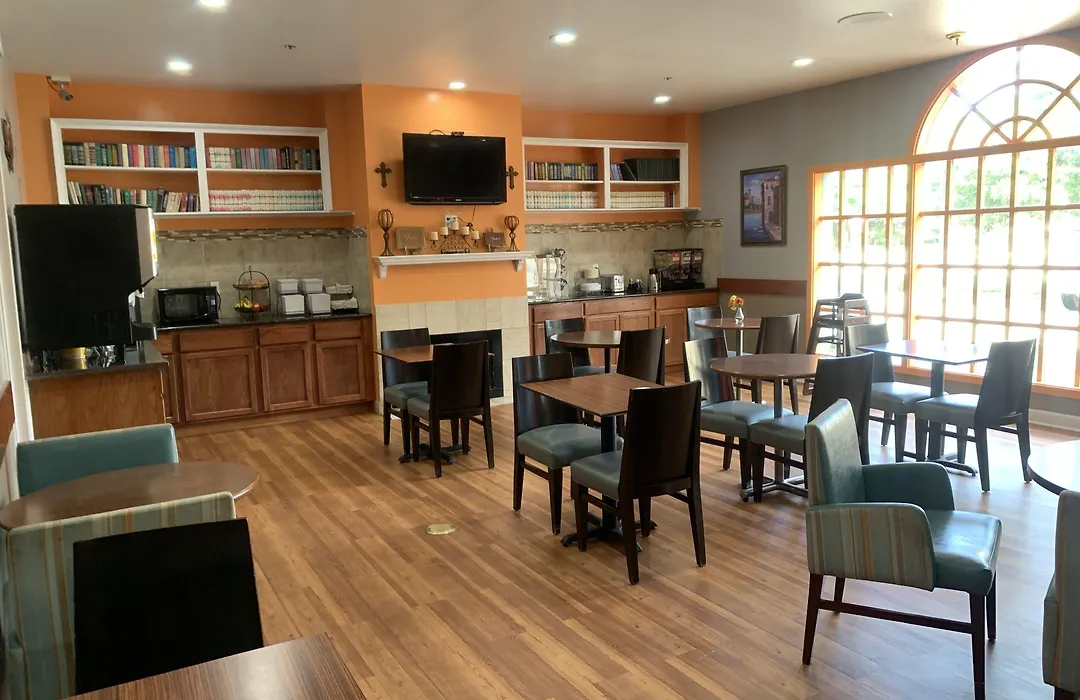 Guest House Inn Medical District Near Texas Tech Univ-1