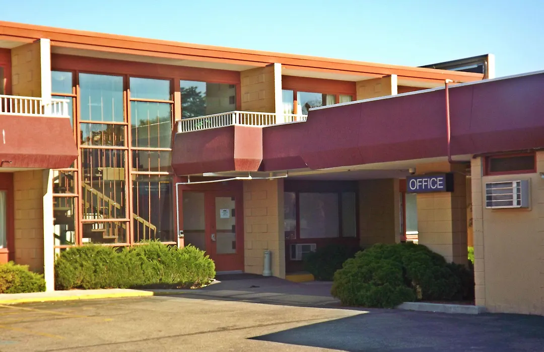 Travelodge By Wyndham Kalispell-1